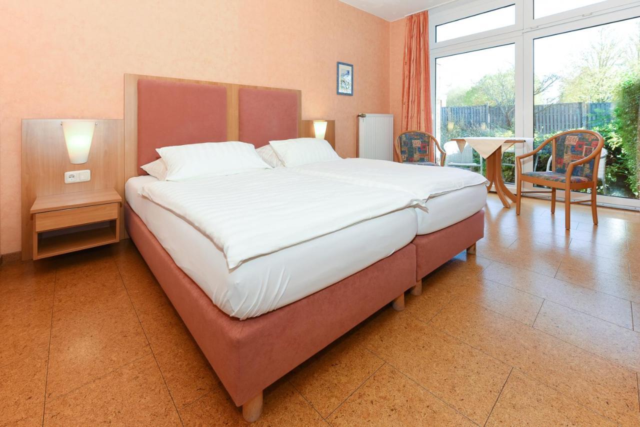 Hotel-Pension Altes Siel Бензерзиль Экстерьер фото