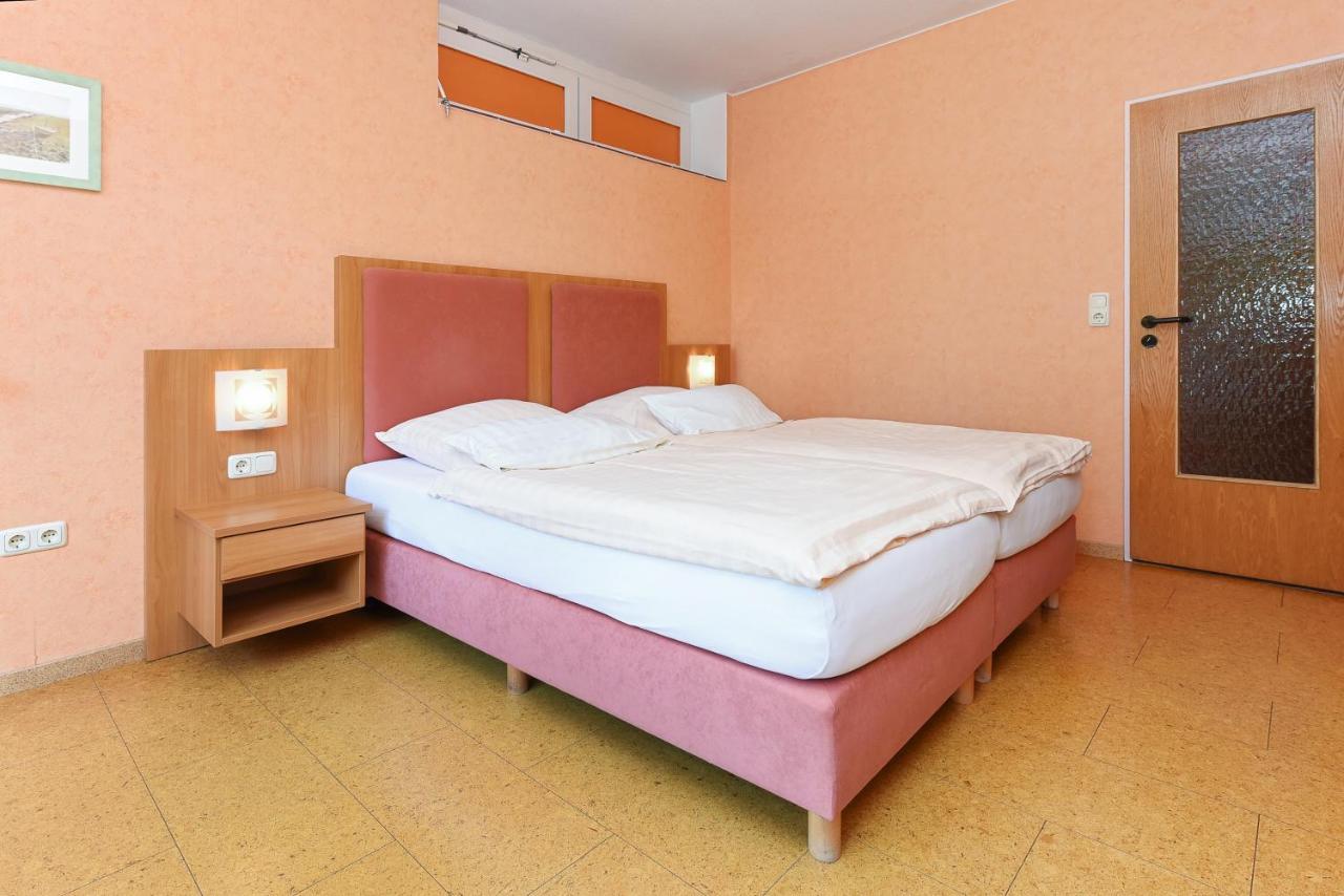 Hotel-Pension Altes Siel Бензерзиль Экстерьер фото
