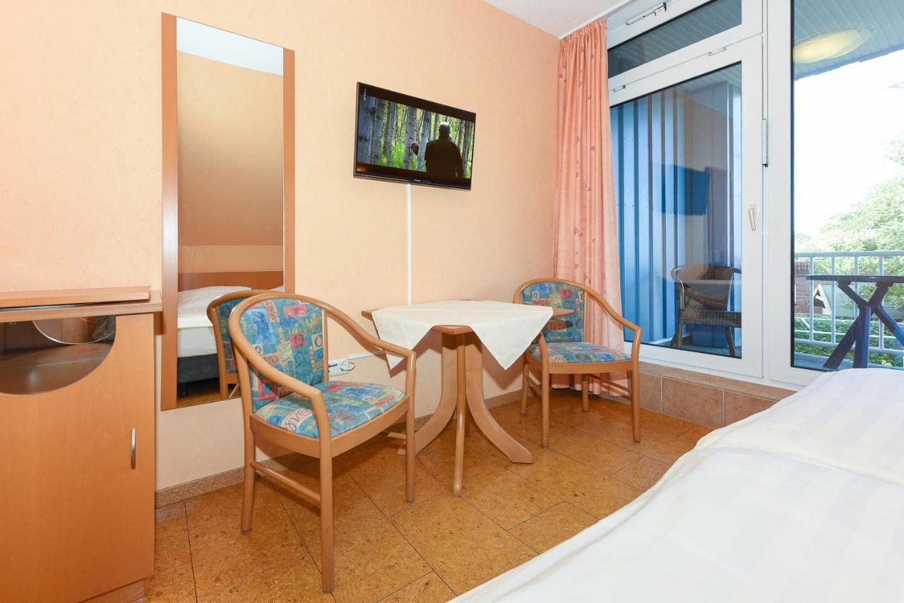 Hotel-Pension Altes Siel Бензерзиль Экстерьер фото