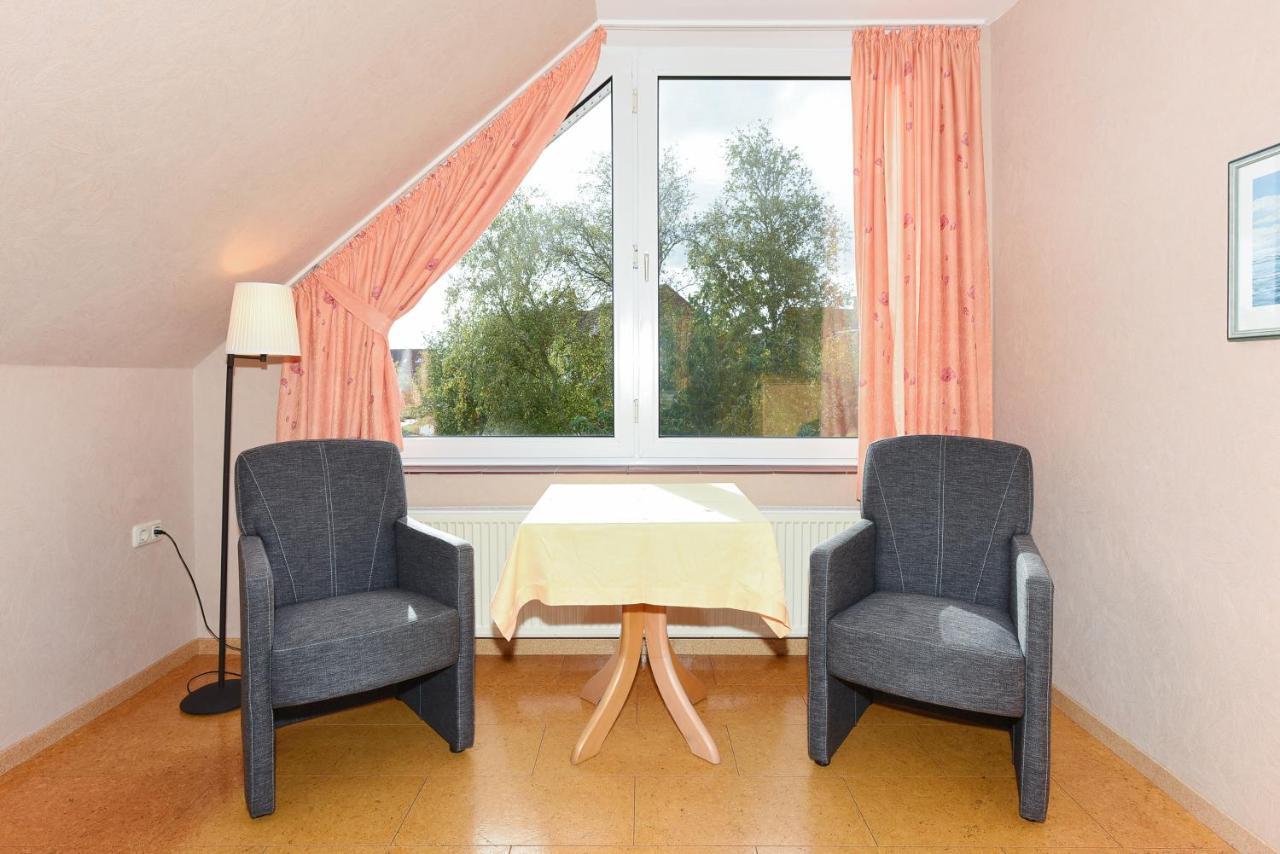 Hotel-Pension Altes Siel Бензерзиль Экстерьер фото